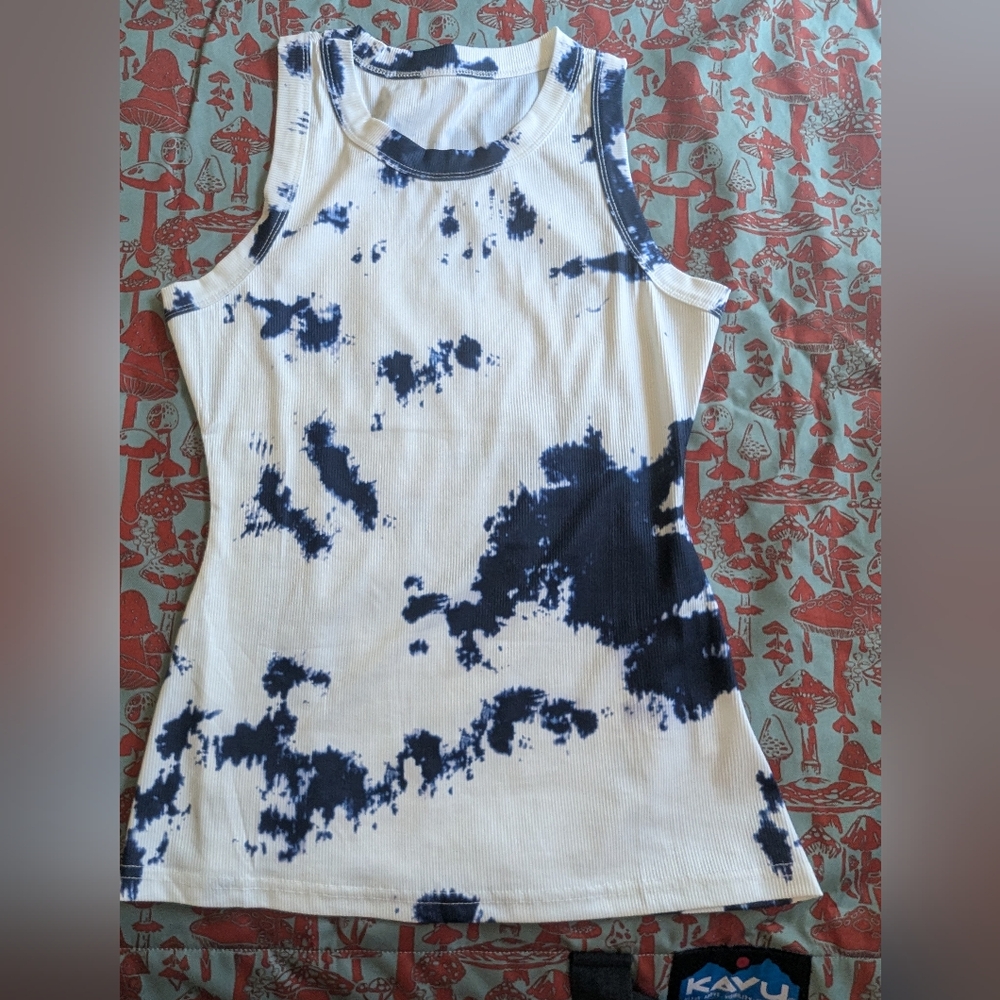 NWOT Tank Top Size Small.